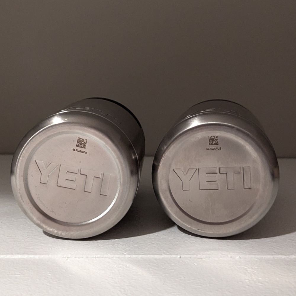 Yeti Can Tumbler Canisters For Soda & Beer Tailgating - Picture 10 of 11